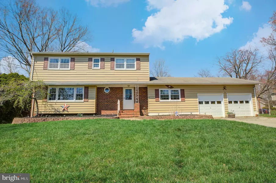 24 BENNINGTON RD, Bordentown, NJ 08505