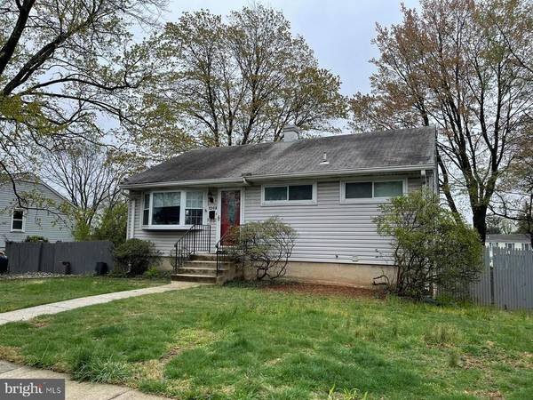 1203 HIGHWOOD RD, Rockville, MD 20851