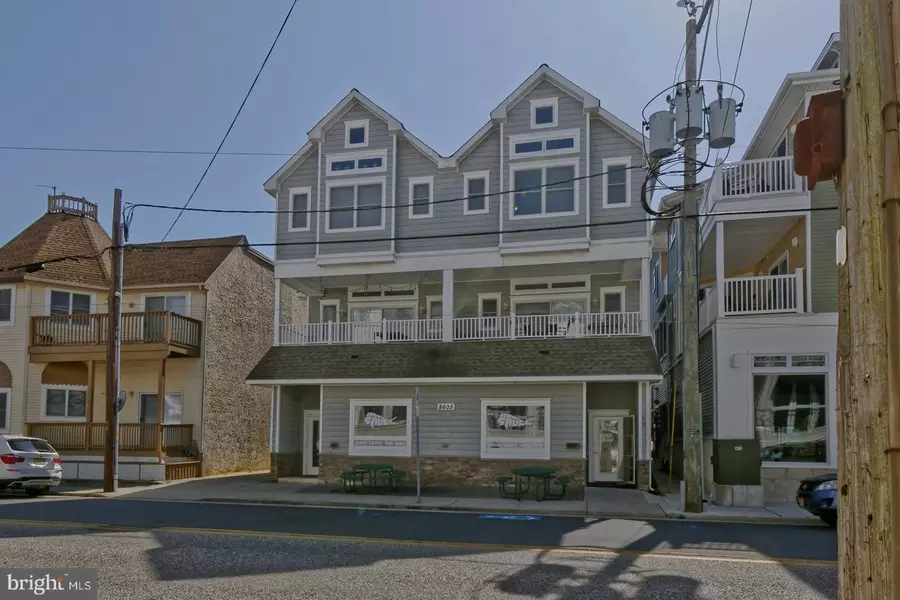 8605 LANDIS AVE, Sea Isle City, NJ 08243