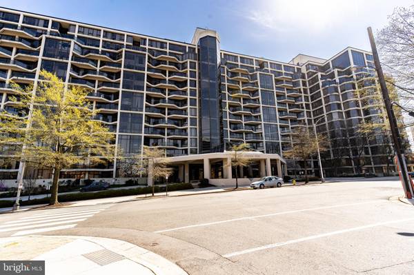 1530 KEY BLVD #128, Arlington, VA 22209