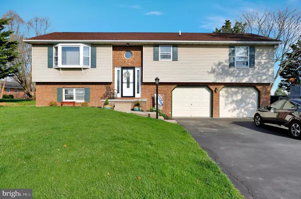 116 BAUMGARDNER DR, Greencastle, PA 17225