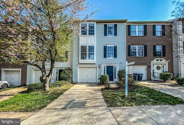 Centreville, VA 20121,14140 DARKWOOD CIR