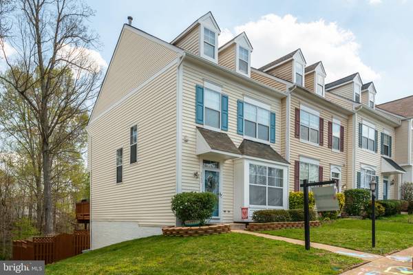 3942 HARTLAKE ST, Woodbridge, VA 22192