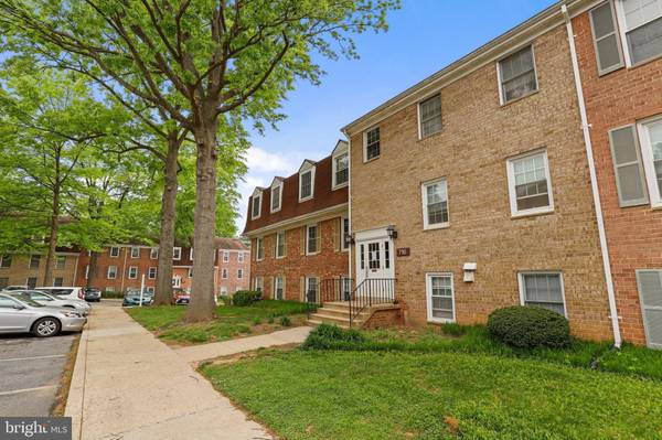 716 QUINCE ORCHARD BLVD #201, Gaithersburg, MD 20878