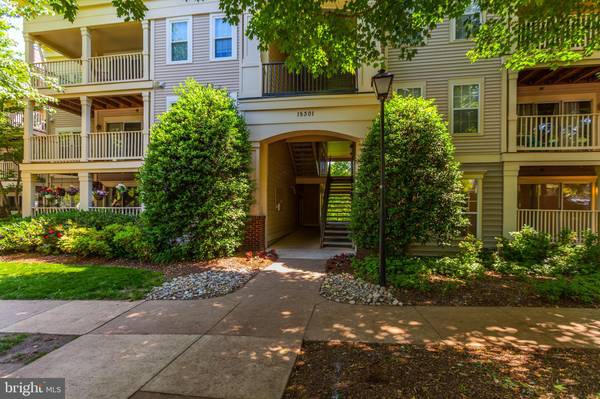 15301 DIAMOND COVE TER #8-D, Rockville, MD 20850