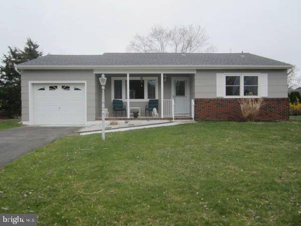 5 COBHAM CT, Toms River, NJ 08757