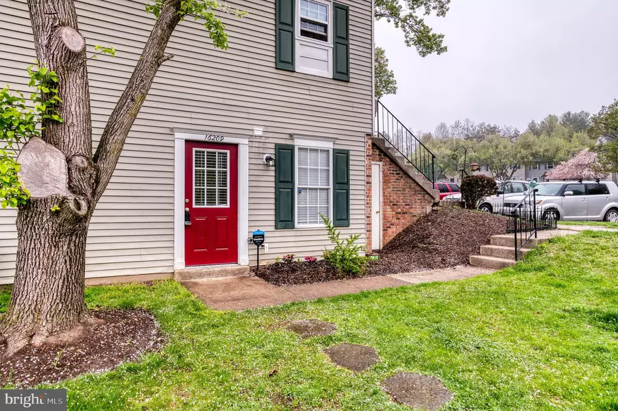 16209 TACONIC CIR, Dumfries, VA 22025