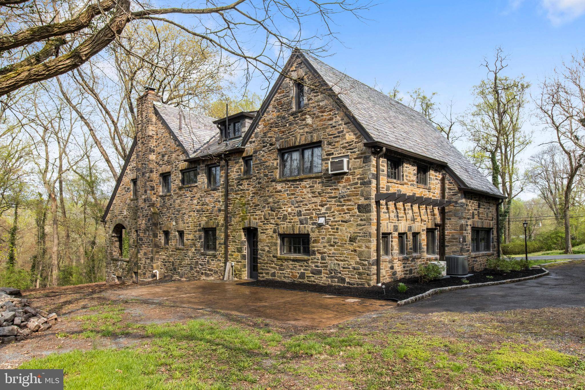 Yardley, PA 19067,20 MAHLON DR