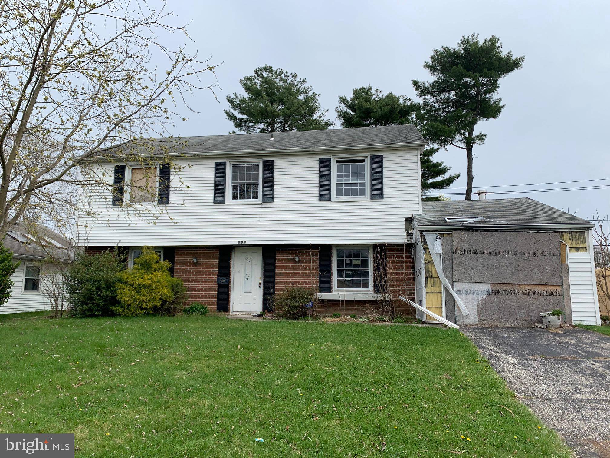 104 PHEASANT LN, Willingboro, NJ 08046