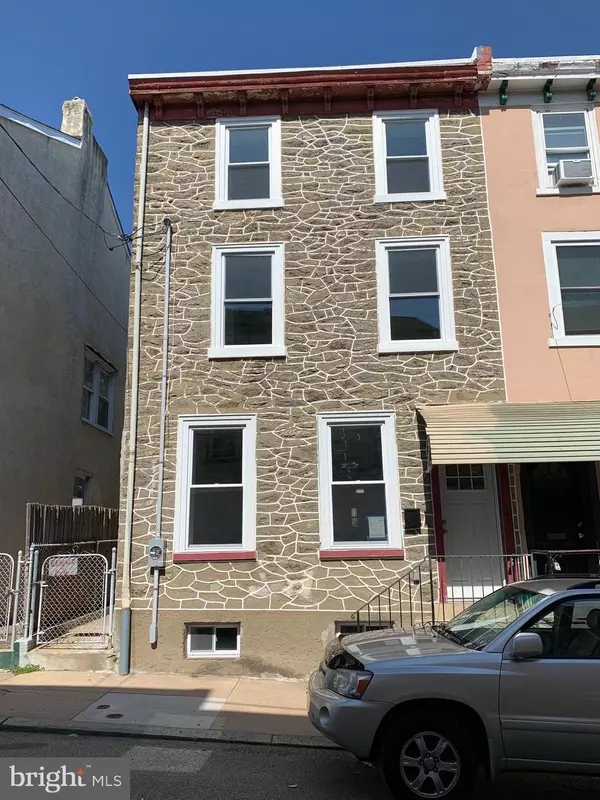 4521 BAKER ST, Philadelphia, PA 19127