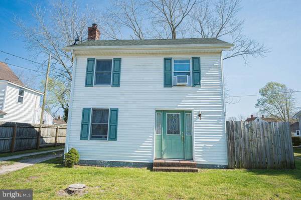 210 WALNUT ST, Snow Hill, MD 21863