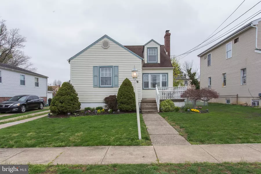 513 SPRINGFIELD AVE, Folsom, PA 19033