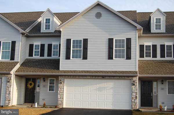 36 CORTLAND XING #64, Palmyra, PA 17078