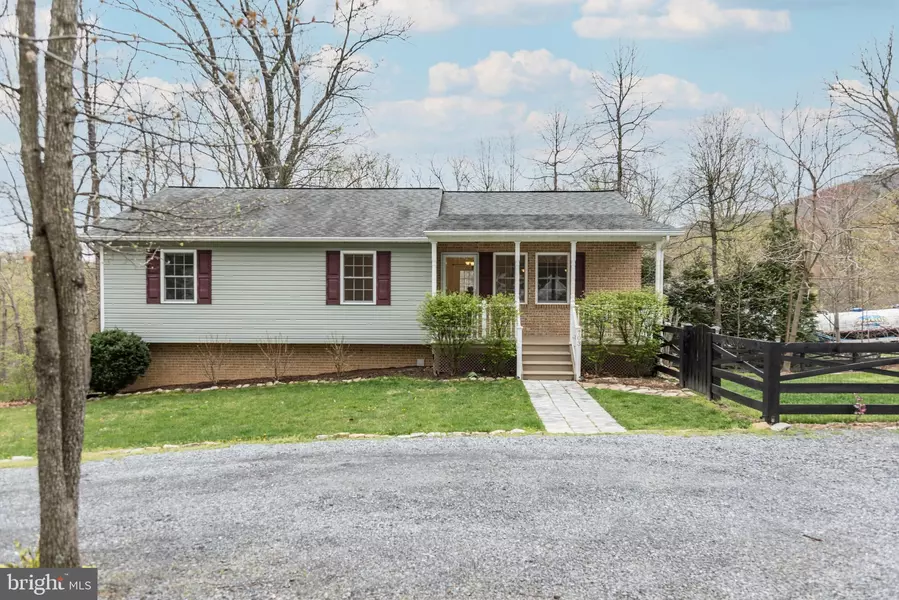 703 HICKORY TRL, Winchester, VA 22602