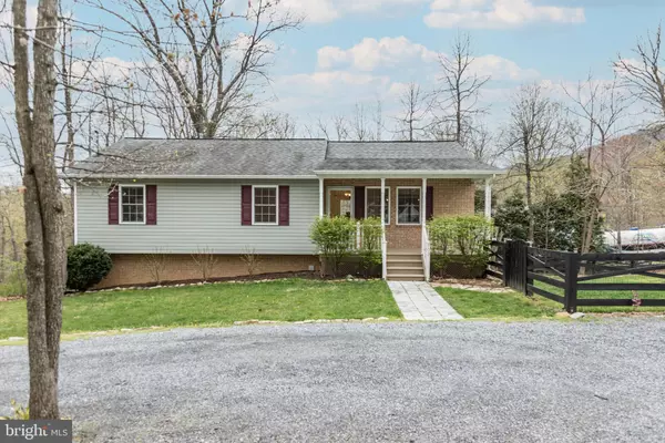 703 HICKORY TRL, Winchester, VA 22602