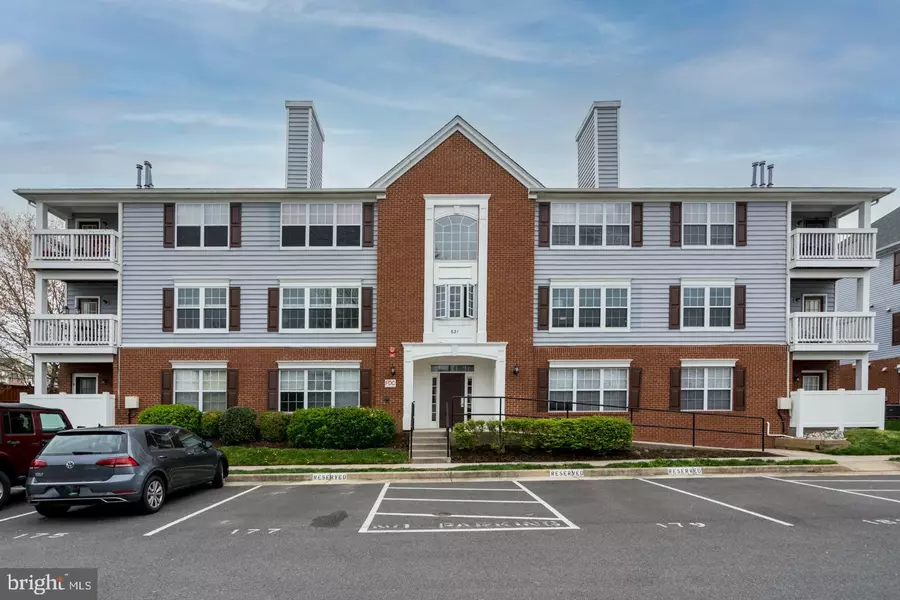 631 CONSTELLATION SQ SE #E, Leesburg, VA 20175