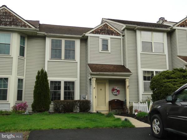 371 KENT LN, Perkasie, PA 18944