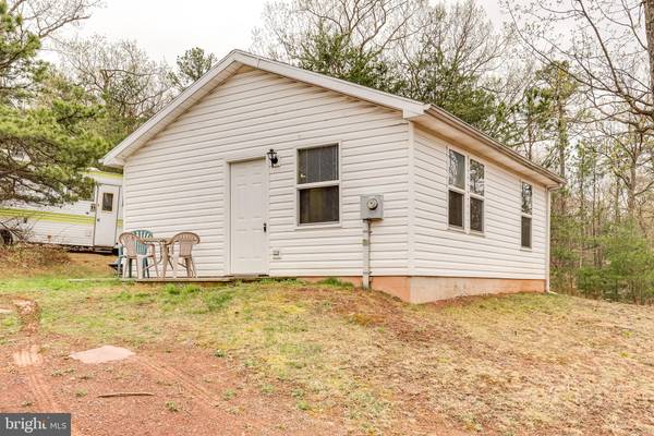 851 PEEWEE LN, Hedgesville, WV 25427