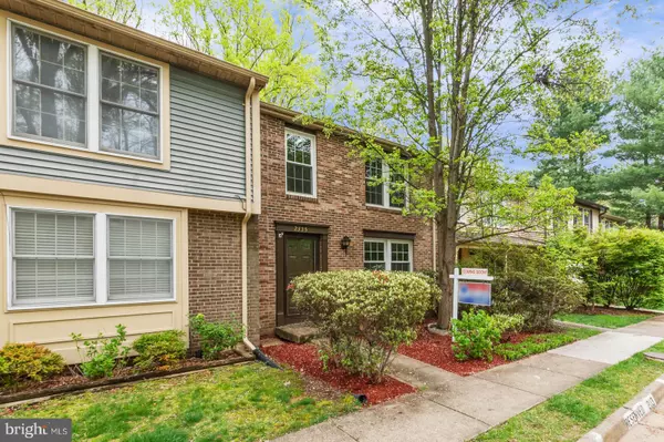 Reston, VA 20191,2335 MIDDLE CREEK LN