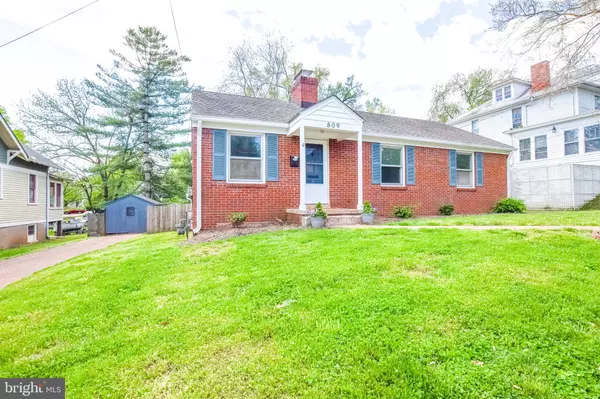 Culpeper, VA 22701,809 E PIEDMONT ST