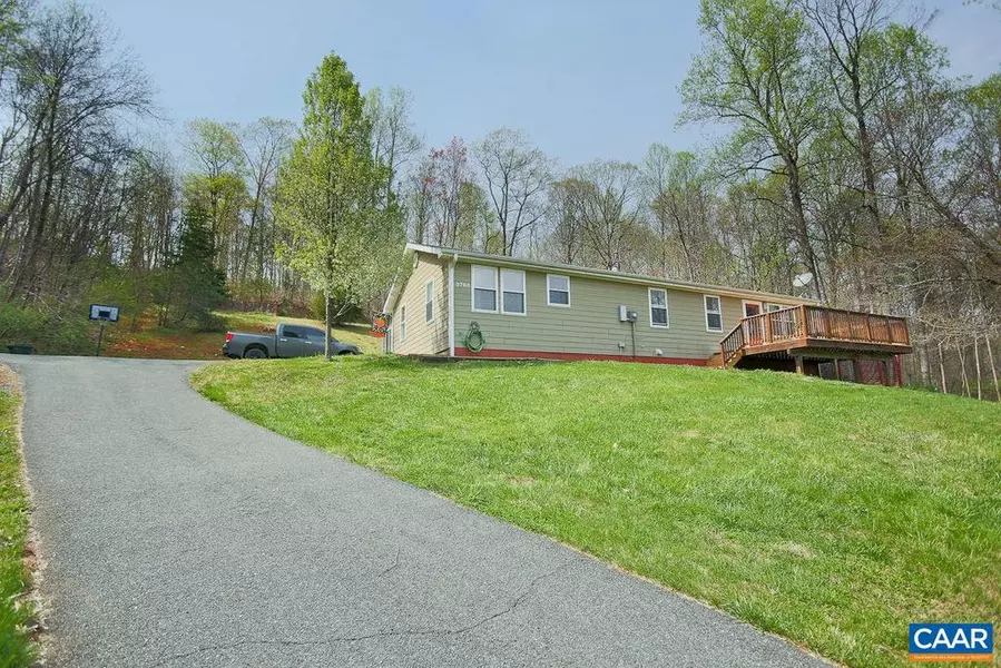 3766 MONACAN TRAIL RD RD, North Garden, VA 22959