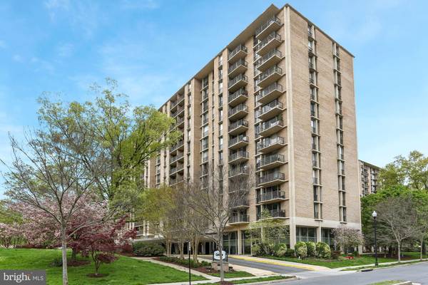 Arlington, VA 22204,4600 S FOUR MILE RUN DR #613