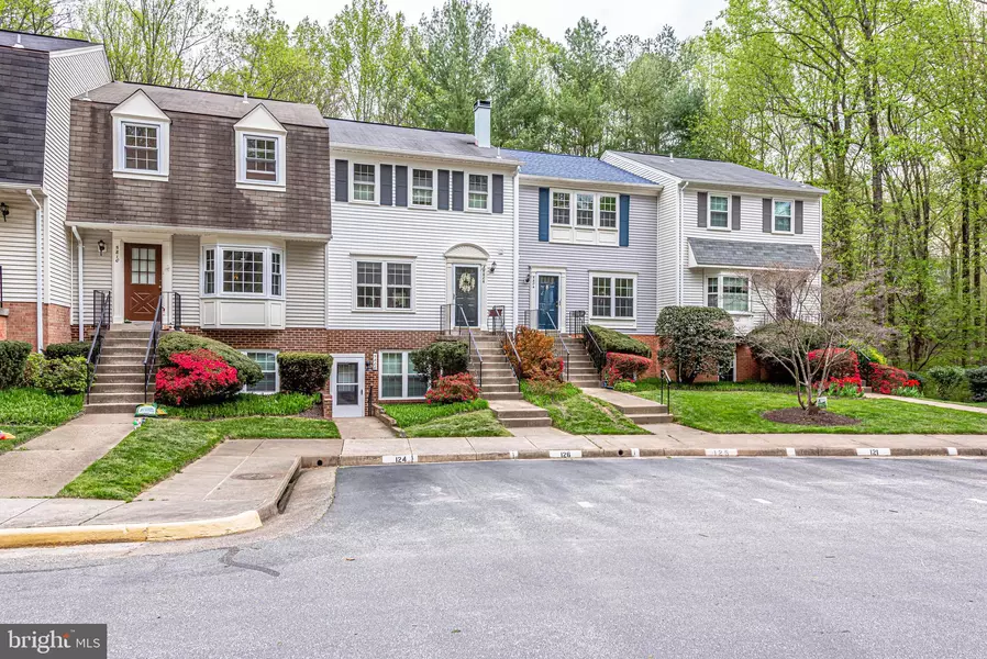 5808 FIRST LANDING WAY #126, Burke, VA 22015