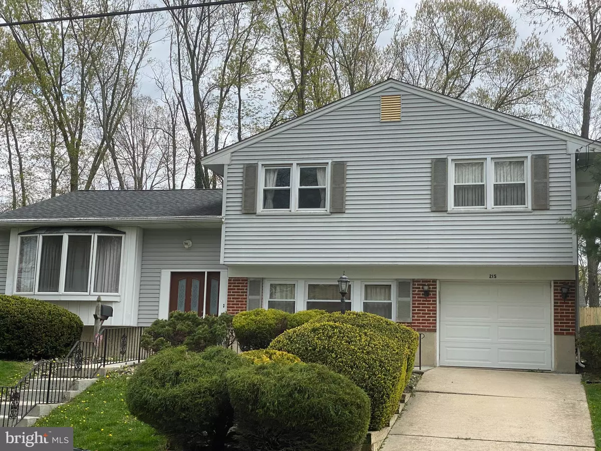 Blackwood, NJ 08012,215 SHADY LN