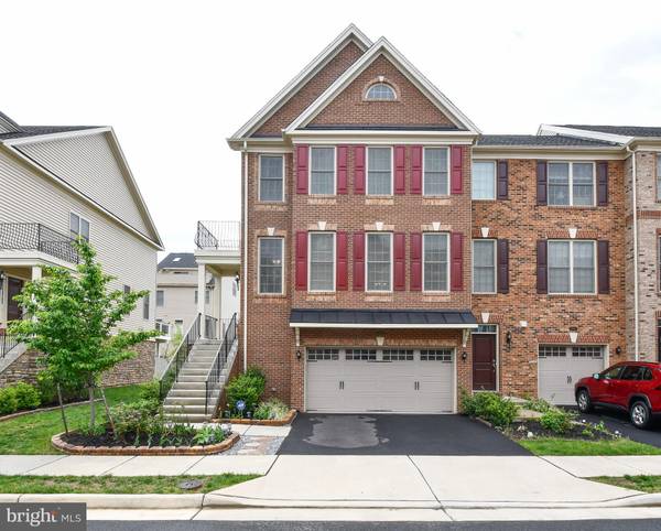 42615 LISBURN CHASE TER, Chantilly, VA 20152