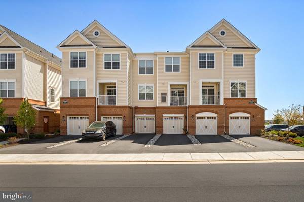 23300 MILLTOWN KNOLL SQ #114, Ashburn, VA 20148