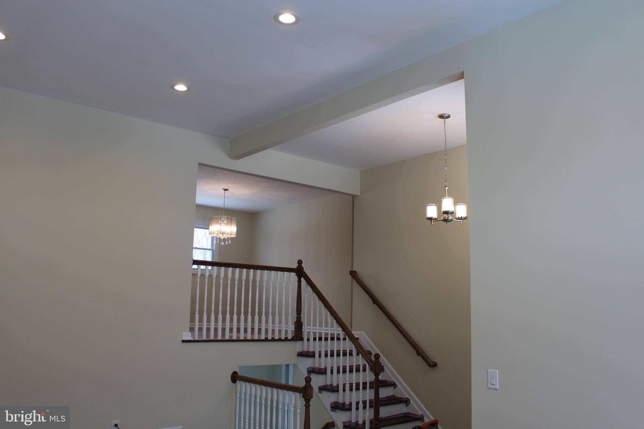 Hamilton, NJ 08690,7 DOUGLAS CT