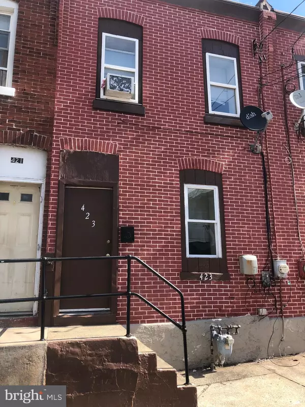 423 E OAK ST, Norristown, PA 19401