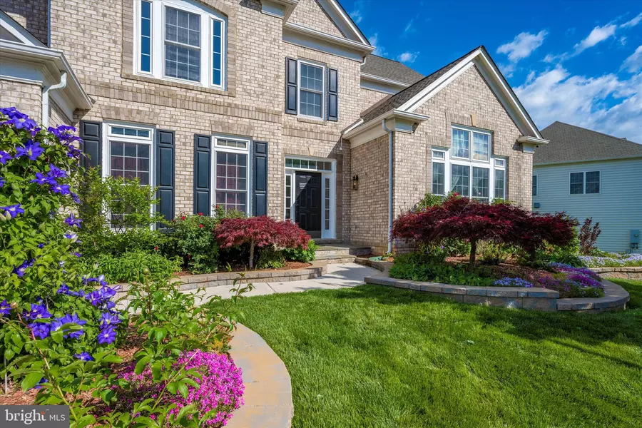 8907 RHODODENDRON CIR, Lorton, VA 22079