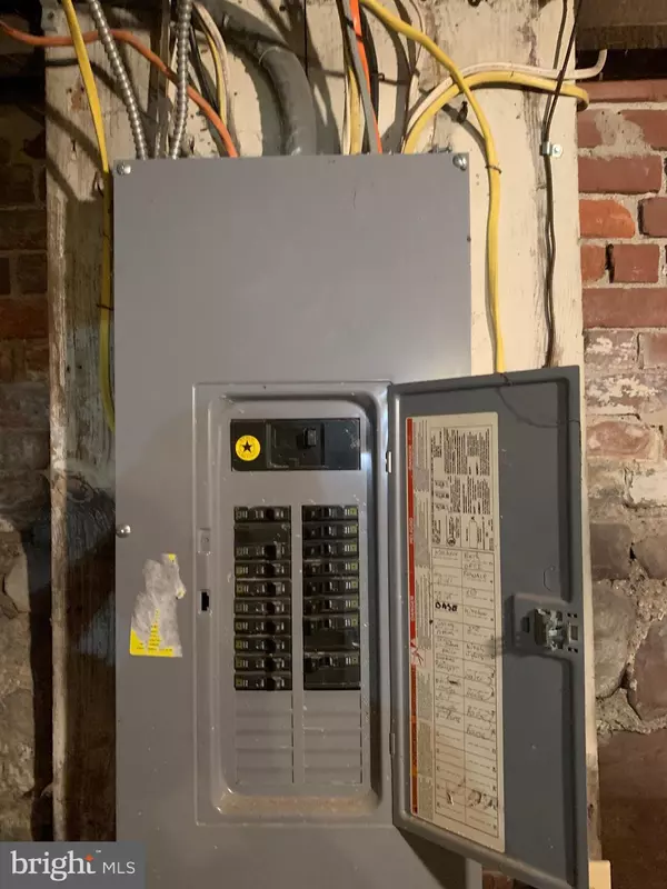 Harrisburg, PA 17110,2633 N 6TH ST