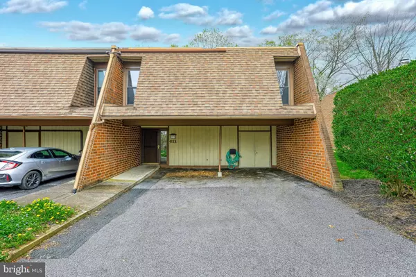 611 CEDAR RIDGE LN, Mechanicsburg, PA 17055