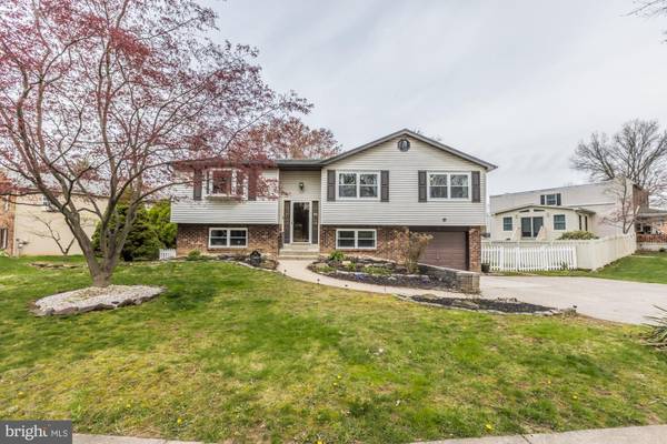 141 CARMEN DR, Collegeville, PA 19426