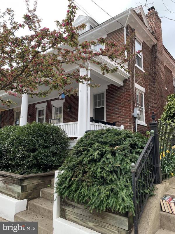 551 W WALNUT ST, Lancaster, PA 17603