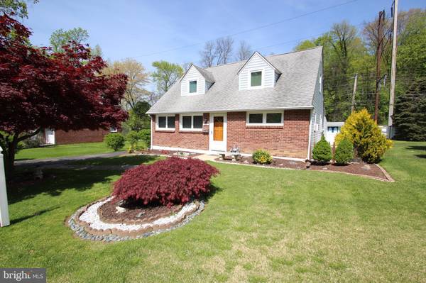 2327 SECANE RD, Secane, PA 19018