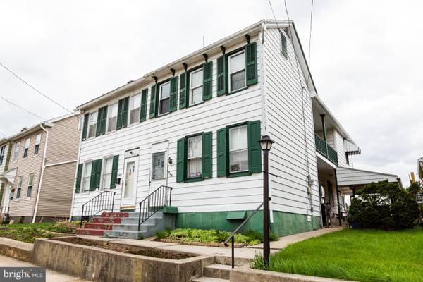 440 MANOR ST, Columbia, PA 17512