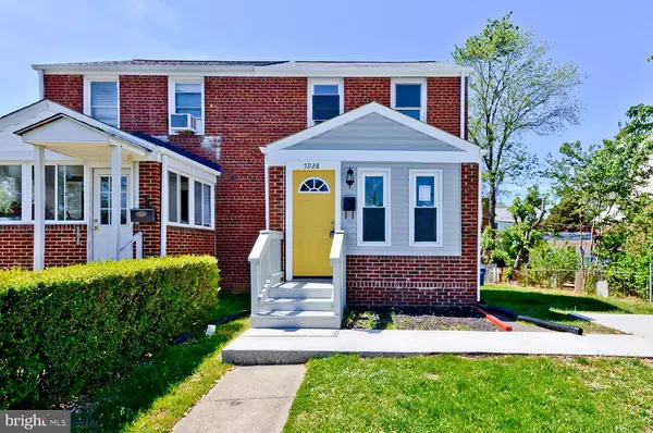 5928 N KINGS HWY, Alexandria, VA 22303