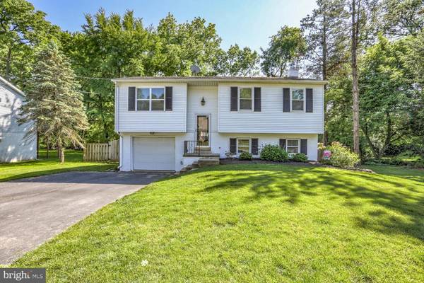 1616 PINEHURST AVE, Lancaster, PA 17601