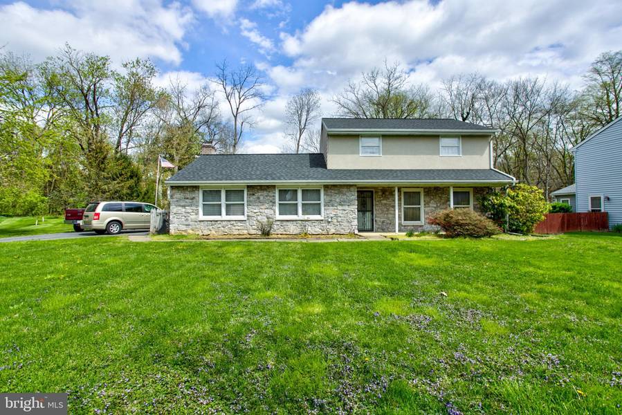 21 WILSON DR, Lancaster, PA 17603