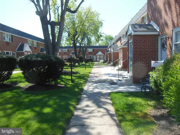 Glendora, NJ 08029,230 E EVESHAM RD #C-18