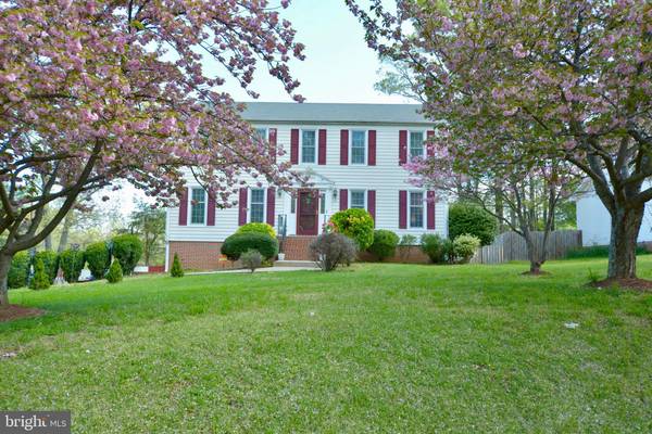 613 WINTERBERRY DR, Fredericksburg, VA 22405