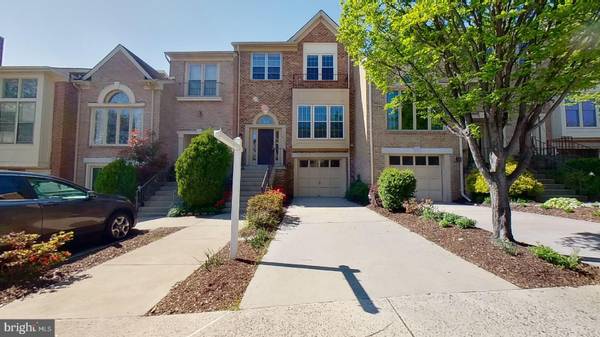 2140 KINGS GARDEN WAY, Falls Church, VA 22043