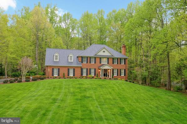 6658 COLONNADES DR, Warrenton, VA 20187