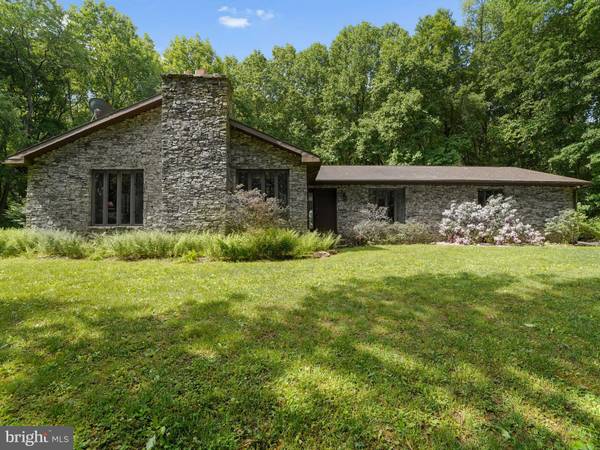 346 MATURE RD, Cochranville, PA 19330