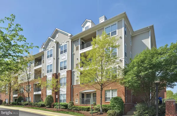 4850 EISENHOWER AVE #203, Alexandria, VA 22304