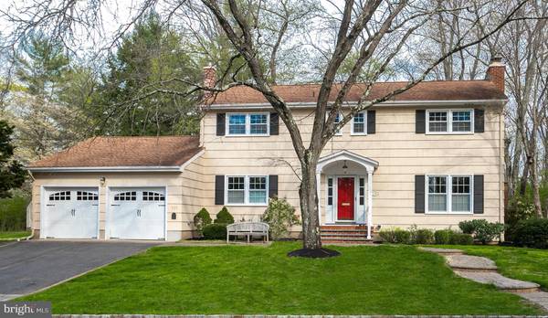 135 LEABROOK LN, Princeton, NJ 08540