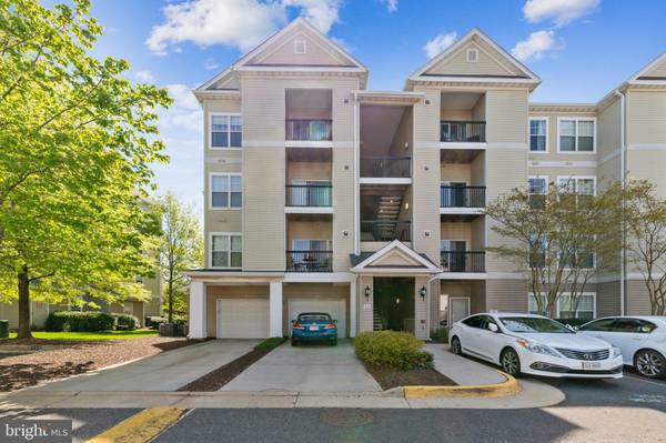 5121-K TRAVIS EDWARD WAY, Centreville, VA 20120